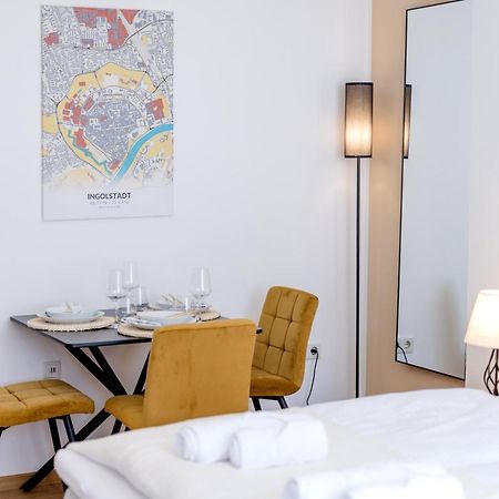 Lumen Homes - Altstadt-Studio Direkt Im Zentrum, Kueche, Netflix, Oeffentlicher Parkplatz Ums Eck Ingolstadt Exterior photo